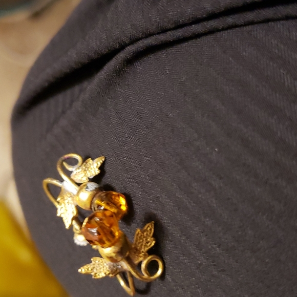 WBS Signed Ward Brothers vintage clip errings - Picture 3 of 3